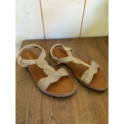 Champagne sandalen met glitterrand Champagne sandalen met glitterrand