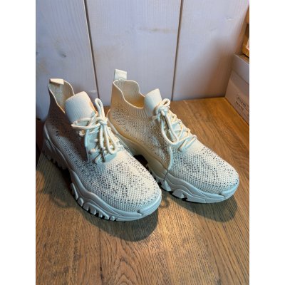 Beige glitter sneaker Beige glitter sneaker